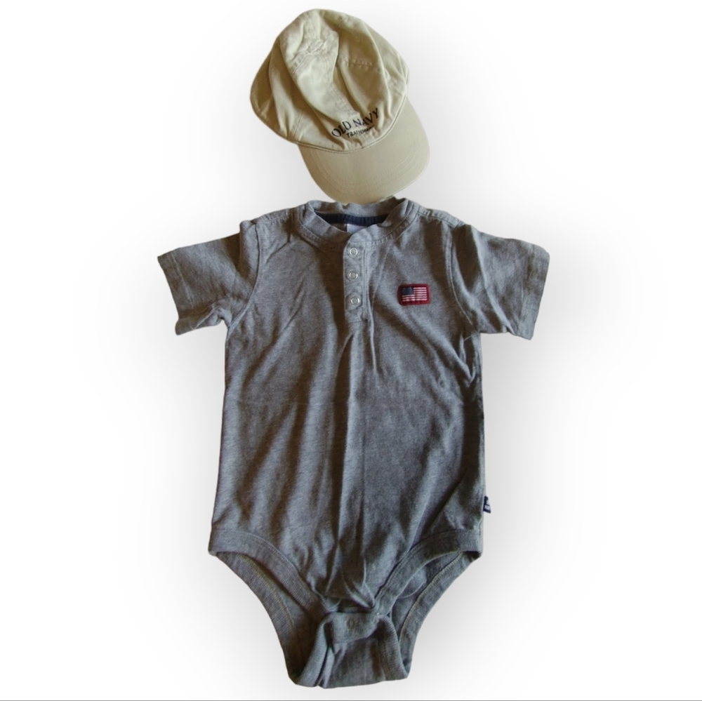 Old‎ Navy Onesie & Hat